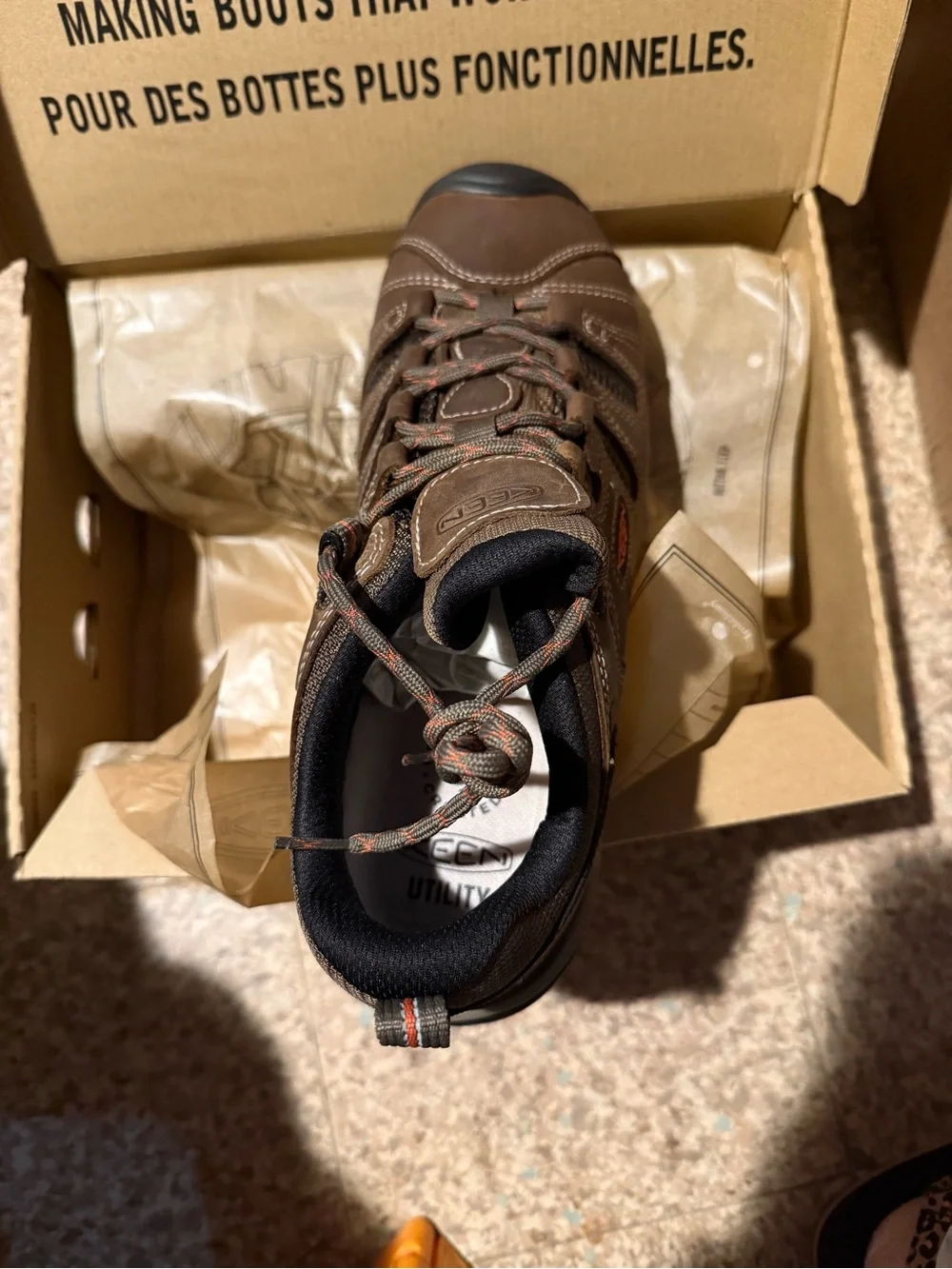 NIB KEEN UTILITY Steel toed shoes